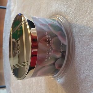 Scented candle- Homeworx by Slatkin & Co. Honoki Woods & Bamboo. Brand new.